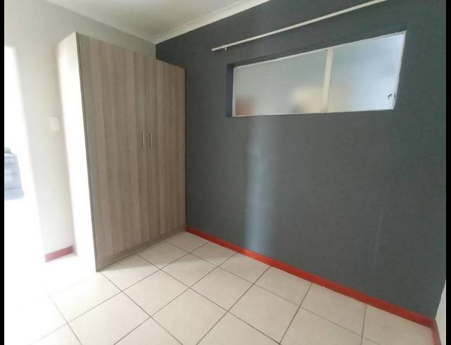 2 BEDROOM PROPERTY TO RENT IN FERNDALE